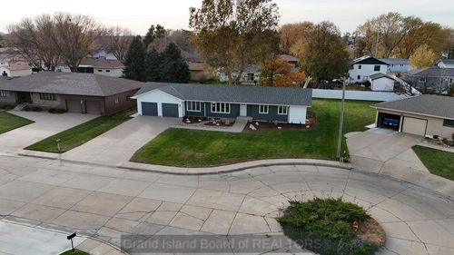 1416 Sheridan Pl, Grand Island, NE, 68803-2521 | Card Image