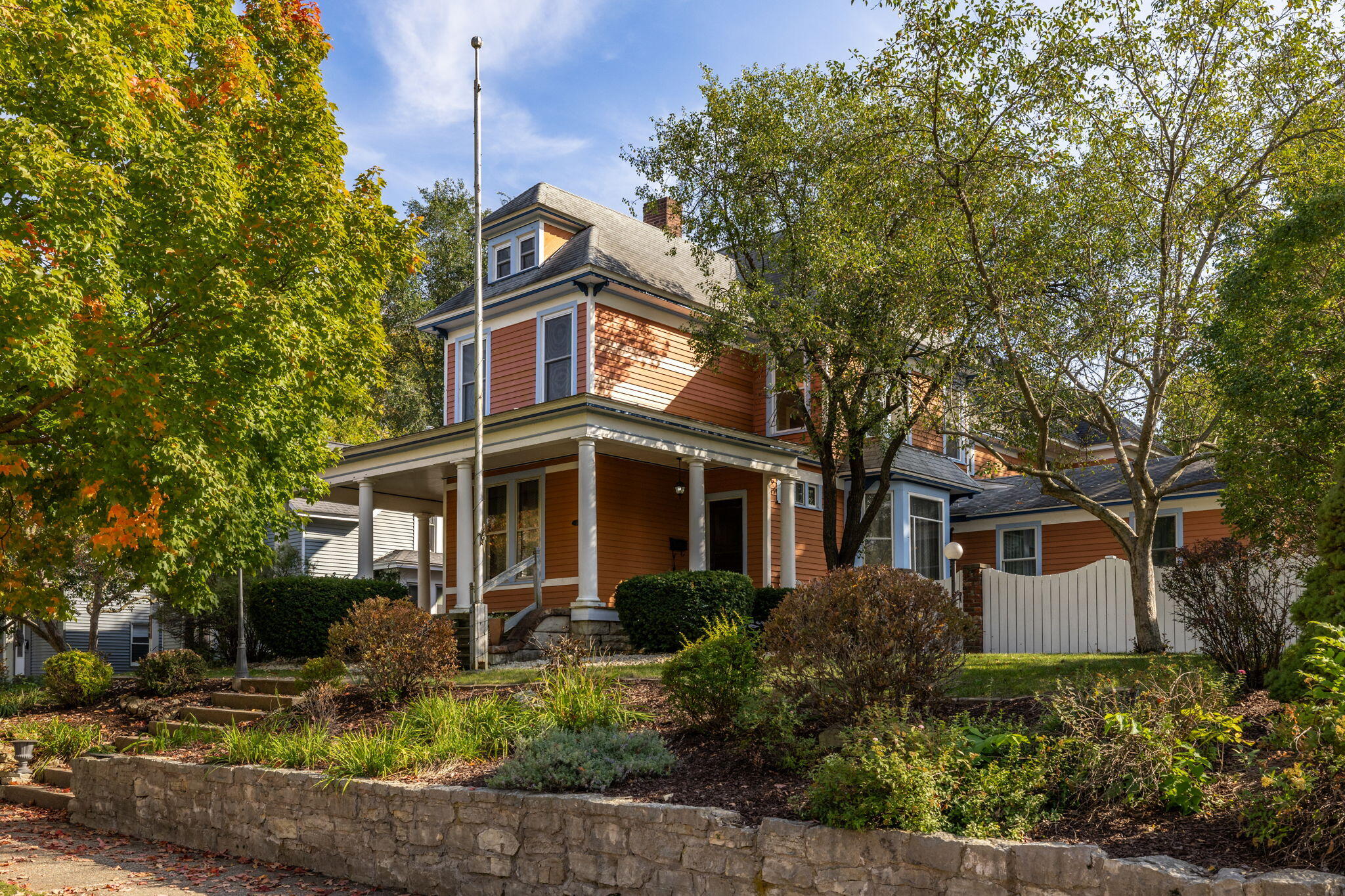 Ferry St, LA Crosse, WI 54601