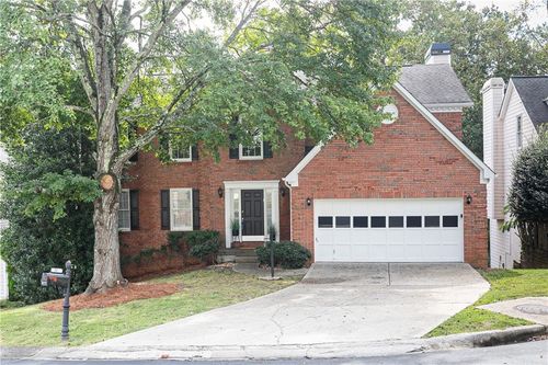 38 Parkside Cir, Marietta, GA, 30068-4936 | Card Image