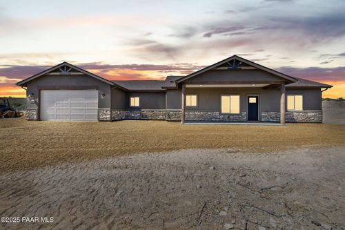 13555 E Soleil Down Rd, Mayer, AZ, 86333-2333 | Card Image