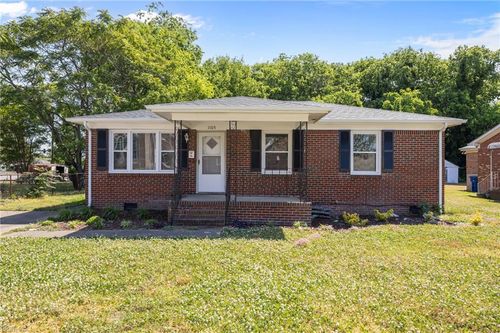 1105 Florida Ave, Portsmouth, VA, 23707-3401 | Card Image