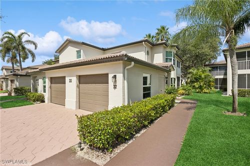 apt-207-200 Diamond Cir, NAPLES, FL, 34110-2387 | Card Image