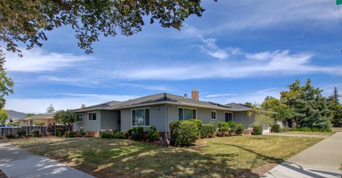 701 W 6th St, Gilroy, CA, 95020-6001 | Card Image