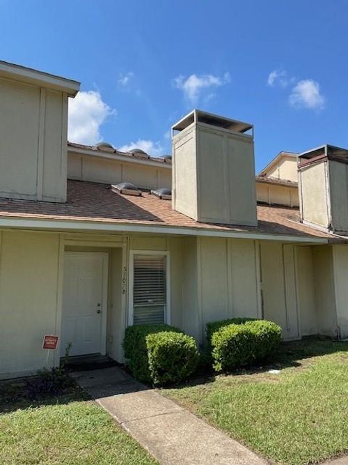 unit-b-5707 Easthampton Dr, Houston, TX, 77039-5015 | Card Image