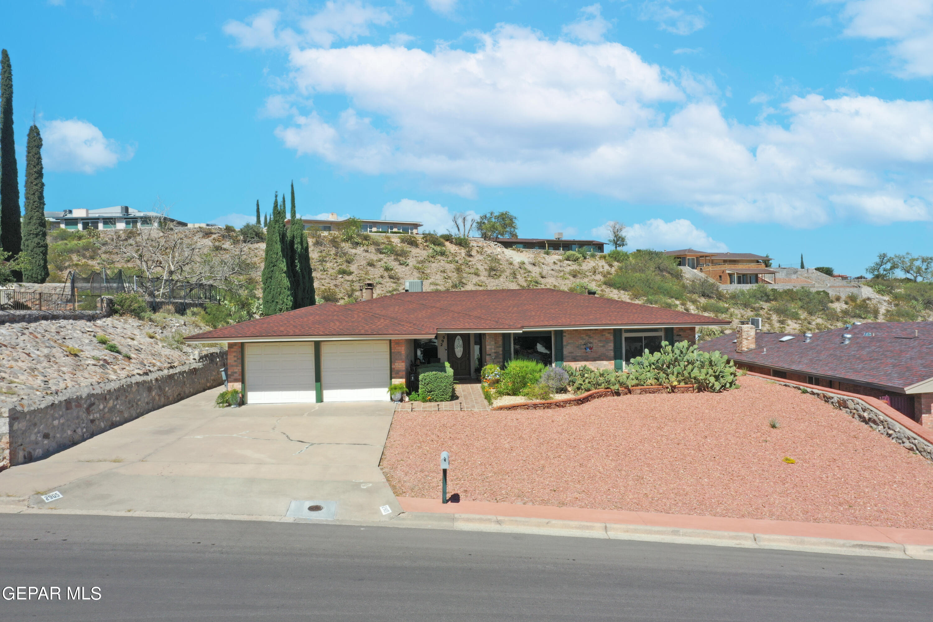 Devils Tower Cir, El Paso, TX 79904