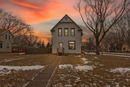 1080 Lafayette Ave, Lafayette, MN, 56054-7704 | Card Image