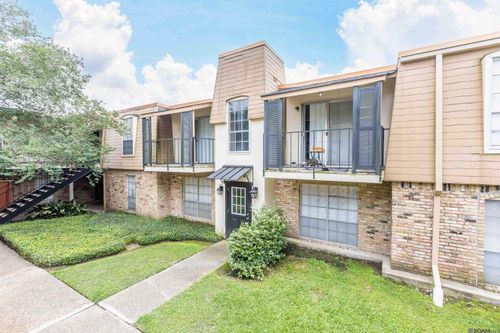 37-2100 College Dr, Baton Rouge, LA, 70808-1803 | Card Image