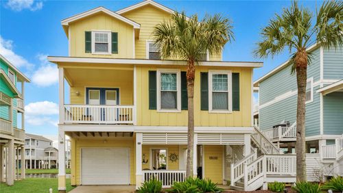 4118 Green Heron Dr, Galveston, TX, 77554-3038 | Card Image