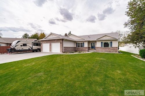 1337 Oma Jeane Dr, Idaho Falls, ID, 83402-3860 | Card Image