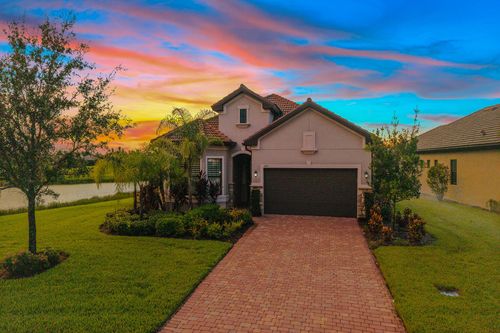 2703 Aviamar Cir, Naples, FL, 34114-9757 | Card Image