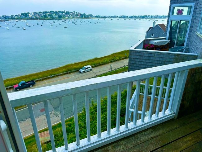 WGARAGE - 11 Spinnaker Hill Ln, Condo with 1 bedrooms, 1 bathrooms and 2 parking in Hull MA | Image 6