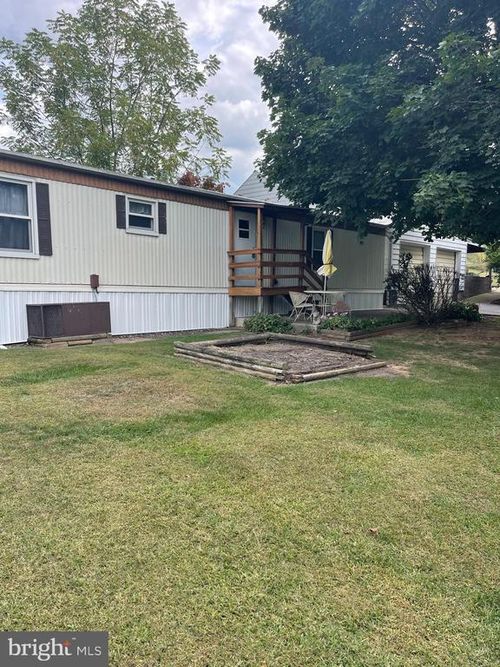 6668 Marsh Rd, WAYNESBORO, PA, 17268-9039 | Card Image