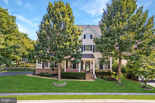 23128 Stockham Way, BRAMBLETON, VA, 20148-7001 | Card Image