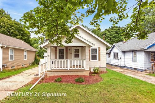 2608 Blake St, Saginaw, MI, 48602-3871 | Card Image