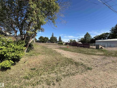 4513 52 St, Vermilion, AB, T9X1X9 | Card Image