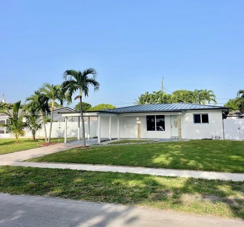 600 N 70th Ter, Hollywood, FL, 33024-7310 | Card Image