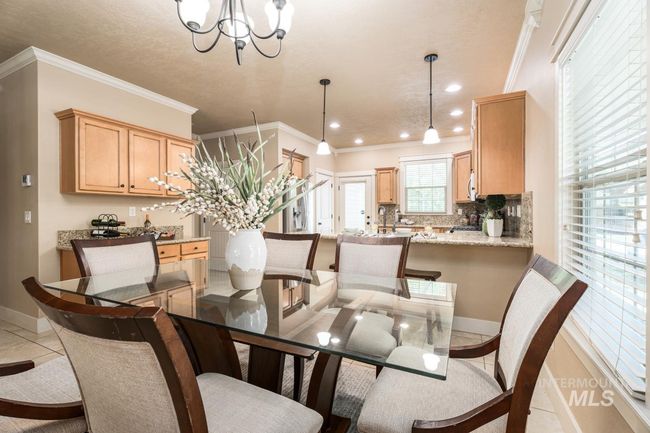 994 E Winding Creek Dr, House other with 3 bedrooms, 3 bathrooms and 2 parking in Eagle ID | Image 9