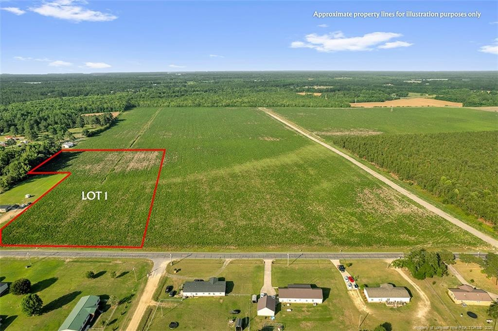 Land in Red Springs