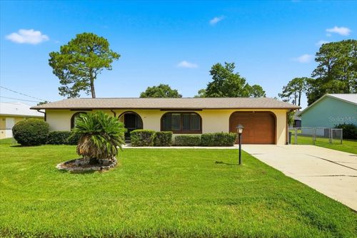 10 Fenwick Lane, Palm Coast, FL, 32137 | Card Image