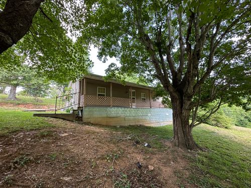 680 Round Mountain Road, Irvine, KY, 40336 | Card Image