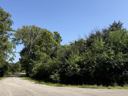 S S Maplewood Dr, Wonder Lake, IL, 60097 | Card Image