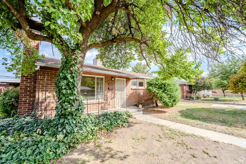 3369 S Maple Way, West Valley City, UT, 84119-3141 | Card Image