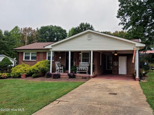403 E Tennessee Ave, Bessemer City, NC, 28016-2740 | Card Image