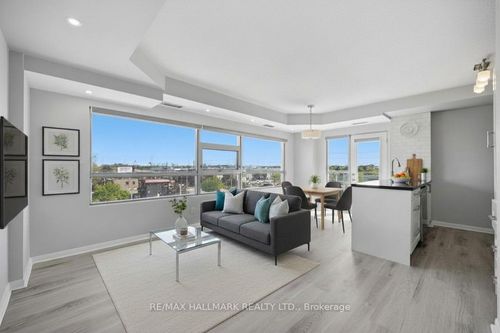 403-2464 Weston Road, North York, ON, M9N0A2 | Card Image