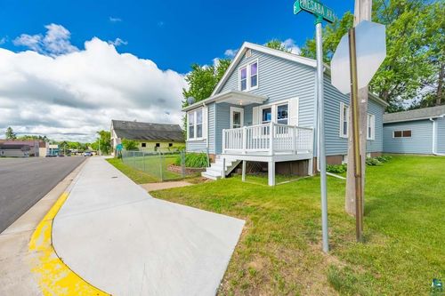 903 Gary St, Calumet, MN, 55716 | Card Image