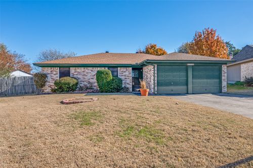 755 Tumbleweed Ct, Fort Worth, TX, 76108-4035 | Card Image