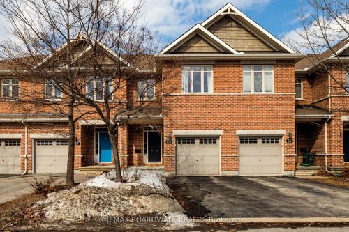 29 Madelon Dr, Nepean, ON, K2J5C7 | Card Image