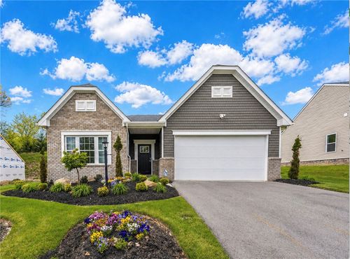 105 Deana Dr, Mc Kees Rocks, PA, 15136-4200 | Card Image