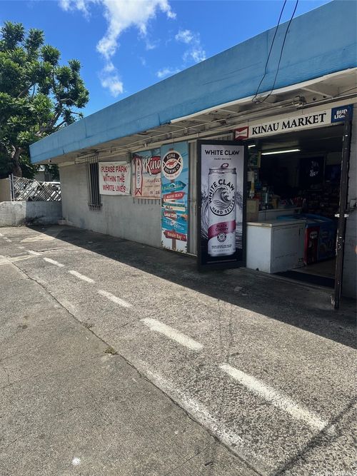 729 Kinau St, Honolulu, HI, 96813-2585 | Card Image