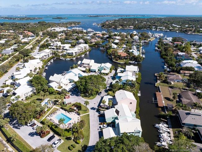 APT-16 - 3901 Saint Lucie Blvd, Condo with 2 bedrooms, 3 bathrooms and 1 parking in Stuart FL | Image 33