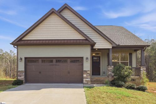 131 Estateside Dr, Anderson, SC, 29621-4977 | Card Image