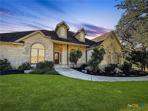 386 Wentworth, Spring Branch, TX, 78070-4934 | Card Image