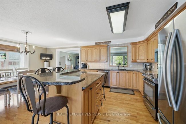 2935 Baseline Rd, House other with 5 bedrooms, 4 bathrooms and 10 parking in Saint-Pascal-Baylon ON | Image 11