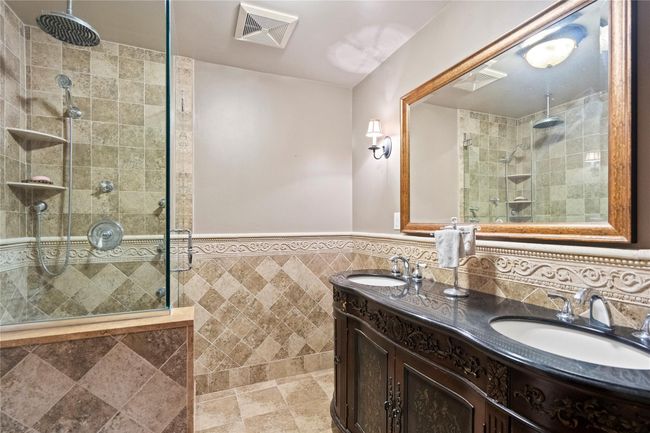 Full Bath | Image 25