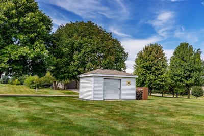 3331 N Blue Heron Circle, Home with 5 bedrooms, 2 bathrooms and null parking in Cumming IA | Image 3