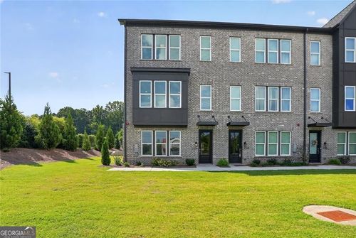 2324 Mockernut Trl Se, Smyrna, GA, 30080-3861 | Card Image