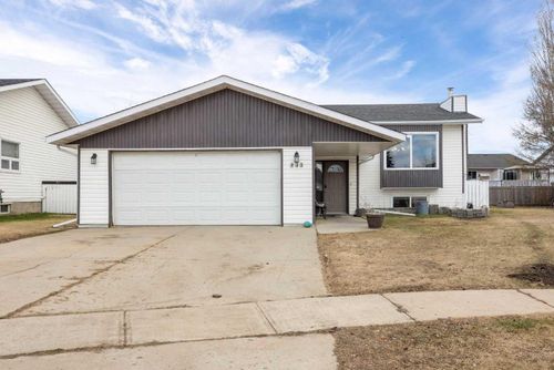233 Bacon Place, Fort Mcmurray, AB, T9K1Z8 | Card Image