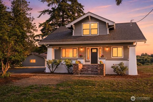 2011 Grandview Rd, Ferndale, WA, 98248-9309 | Card Image