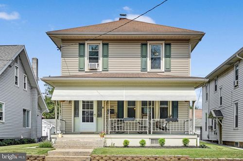 324 S Lincoln St, PALMYRA, PA, 17078-2424 | Card Image