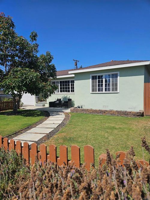 117 N Berniece Dr, Anaheim, CA, 92801 | Card Image