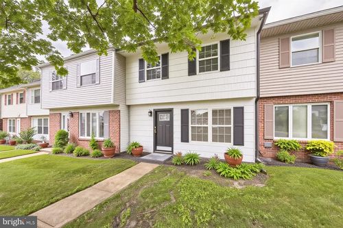 35 Vernon Ct, SICKLERVILLE, NJ, 08081-1954 | Card Image