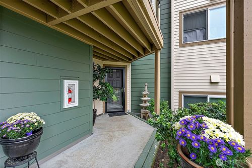 unit-e101-3008 N Narrows Dr, Tacoma, WA, 98407-1553 | Card Image