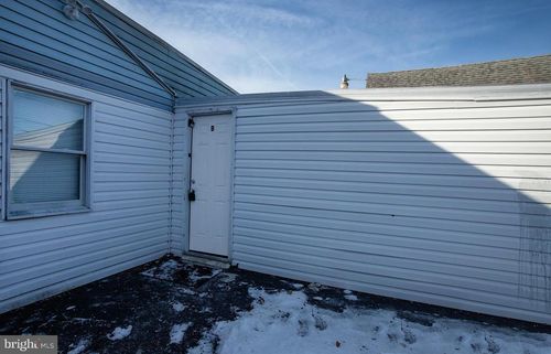 b-6303 Pine St, HARRISBURG, PA, 17112-1854 | Card Image