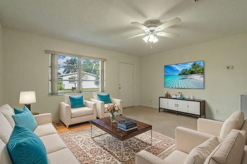 6680 Nw 16th St, Margate, FL, 33063-2522 | Card Image