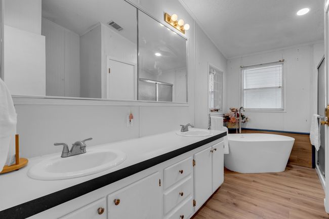 150 Julie Dr, House other with 3 bedrooms, 2 bathrooms and null parking in Kingsland TX | Image 18