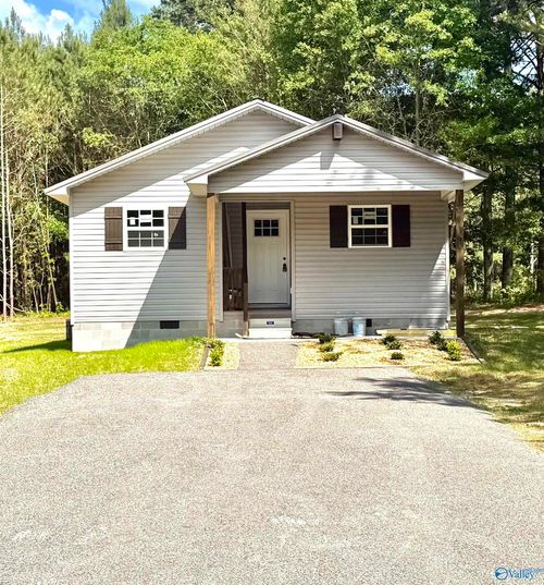 205 County Road 882, Crossville, AL, 35962-4858 | Card Image